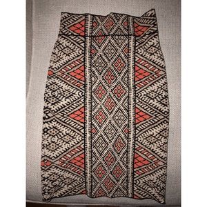 BCBGMAXAZRIA stretch bandage geometric print skirt